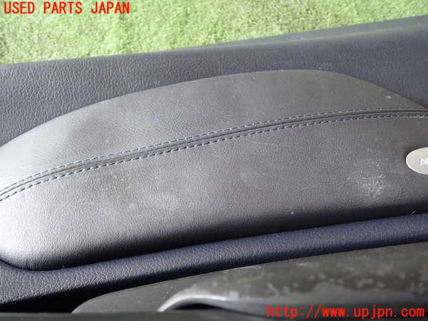 1UPJ-9238711234]ポルシェ・ボクスター(98623)右ドア内張り 中古_4