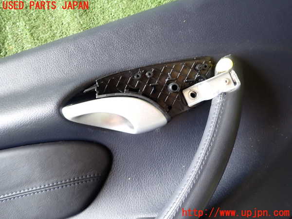 1UPJ-9238711264]ポルシェ・ボクスター(98623)左ドア内張り 中古_3