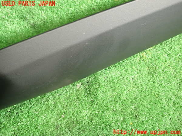 1UPJ-9238717655]ポルシェ・ボクスター(98623)右フロントピラートリム 中古_3