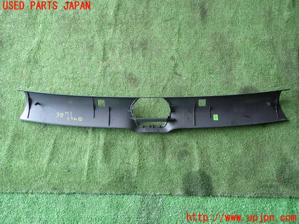 1UPJ-9238717693]ポルシェ・ボクスター(98623)内装トリム類3 中古_5