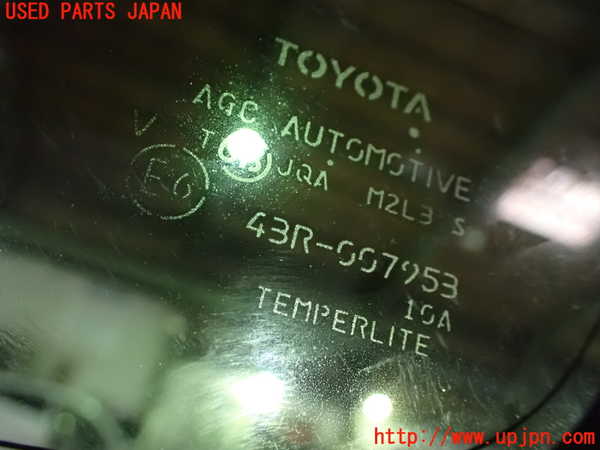 1UPJ-9238721380]ヴォクシー(ノア)(ZRR80G)右クォーターガラス 中古 AGC M2L3 43R-007953_2