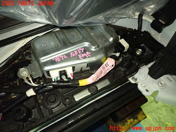 1UPJ-9238721349]ヴォクシー(ノア)(ZRR80G)左後パワースライドドアユニット 中古_2