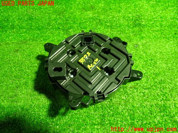 1UPJ-9238726066]ヴォクシー(ノア)(ZRR80G)エアコンスイッチ1 中古_2