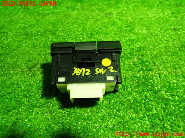 1UPJ-9238726307]ヴォクシー(ノア)(ZRR80G)スイッチ2(左スライドドア) 中古_2