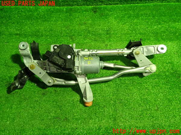 1UPJ-9238726770]ヴォクシー(ノア)(ZRR80G)フロントワイパーモーター 中古_3