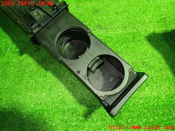 1UPJ-9238727810]ヴォクシー(ノア)(ZRR80G)ドリンクホルダー 中古_2