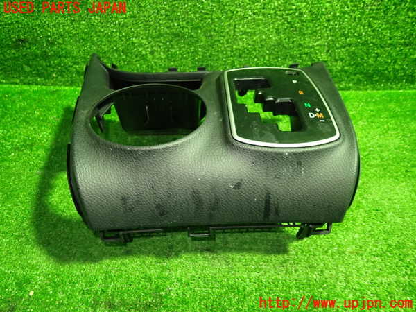 1UPJ-9238727691]ヴォクシー(ノア)(ZRR80G)内装トリム類1 中古_2