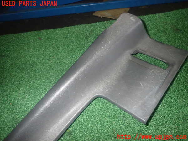 1UPJ-9238737675]ビート(PP1)右リアピラートリム 中古_3