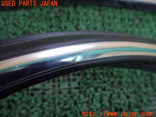 3UPJ=9238740011]ハイラックスサーフ SSR-X(RZN185W)後期 USトヨタ純正 オーバーフェンダー アーチ モール メッキ 4Runner 左側前後のみ 中古_4
