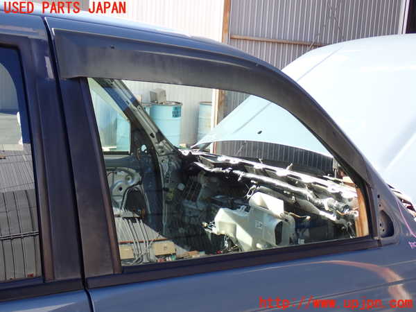 2UPJ-9238741230]ハイラックスサーフ(RZN185W)右前ドア (M3O5) 中古_2