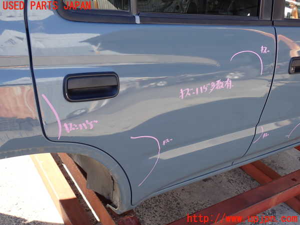 2UPJ-9238741290]ハイラックスサーフ(RZN185W)右後ドア (43R-00150) (ジャンク品) 中古_3