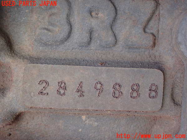 2UPJ-9238742010]ハイラックスサーフ(RZN185W)エンジン 3RZ-FE 4WD 中古_4