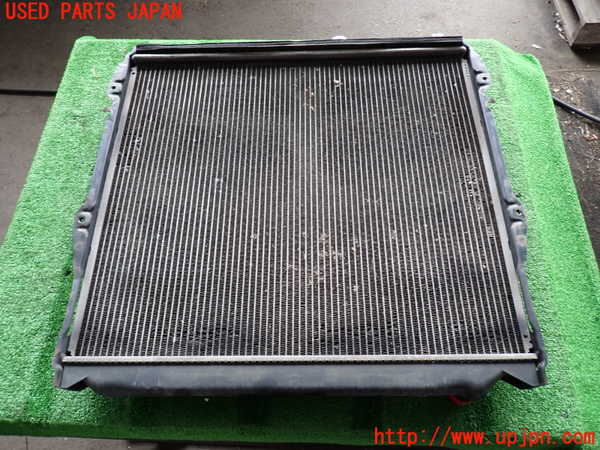 2UPJ-9238742321]ハイラックスサーフ(RZN185W)ラジエーター1 中古_3