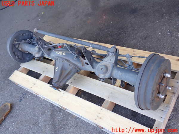 2UPJ-9238744400]ハイラックスサーフ(RZN185W)リアデフホーシング 中古_2