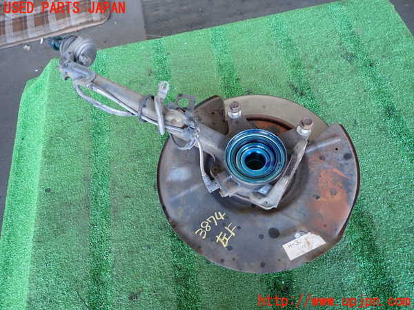 2UPJ-9238744295]ハイラックスサーフ(RZN185W)左フロントナックルハブ 中古_2