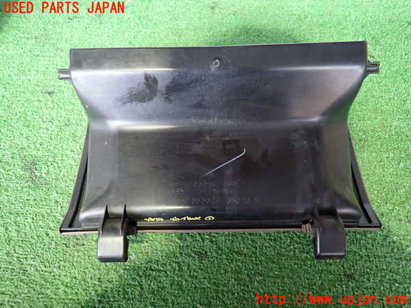 2UPJ-9238747516]ハイラックスサーフ(RZN185W)グローブボックス1 中古_3