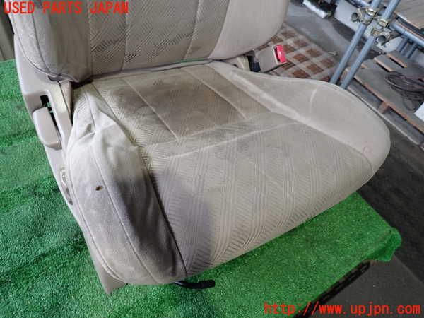 2UPJ-9238747035]ハイラックスサーフ(RZN185W)運転席シート 中古_2