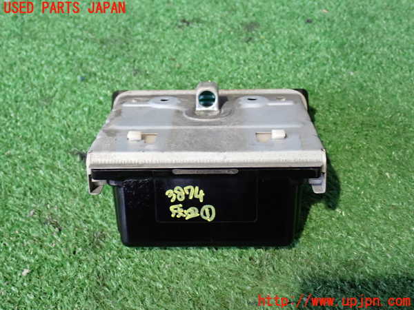 2UPJ-9238747821]ハイラックスサーフ(RZN185W)灰皿1 中古_3