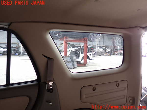 2UPJ-9238747675]ハイラックスサーフ(RZN185W)右リアピラートリム (ジャンク品) 中古_2