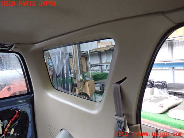 2UPJ-9238747680]ハイラックスサーフ(RZN185W)左リアピラートリム 中古_2