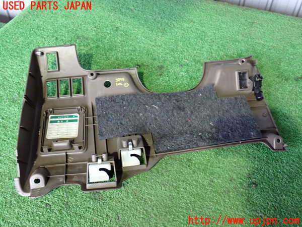 2UPJ-9238747691]ハイラックスサーフ(RZN185W)内装トリム類1 中古_5