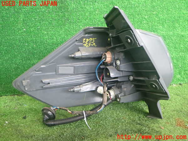 2UPJ-9238751530]エクストレイル ハイブリッド(HNT32)右テールランプ 中古_3