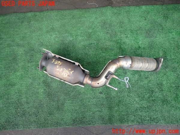 2UPJ-9238752661]エクストレイル ハイブリッド(HNT32)触媒1 中古_2