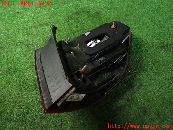 2UPJ-9238761536]ベンツ E220 d(BlueTEC) ステーションワゴン S212(212201C)左テールランプ 中古_2