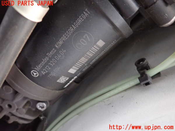 2UPJ-9238765535]ベンツ E220 d(BlueTEC) ステーションワゴン S212(212201C)エアサスポンプ 中古_2