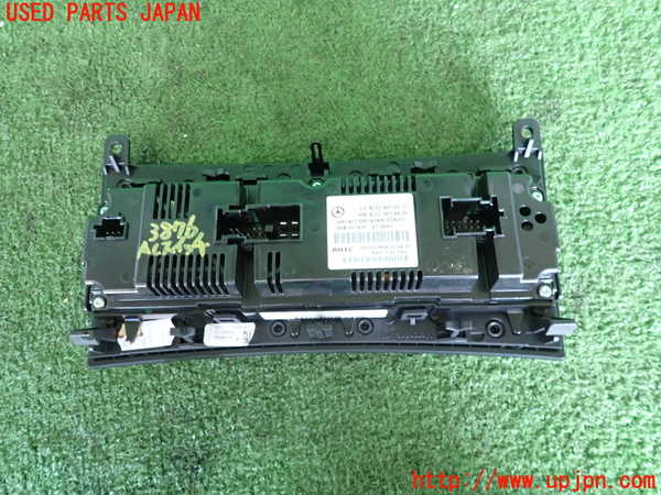 2UPJ-9238766066]ベンツ E220 d(BlueTEC) ステーションワゴン S212(212201C)エアコンスイッチ1 中古_2