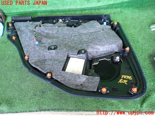 2UPJ-9238761294]ベンツ E220 d(BlueTEC) ステーションワゴン S212(212201C)右後ドア内張り 中古_3