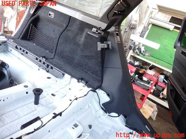 2UPJ-9238767680]ベンツ E220 d(BlueTEC) ステーションワゴン S212(212201C)左リアピラートリム 中古_3