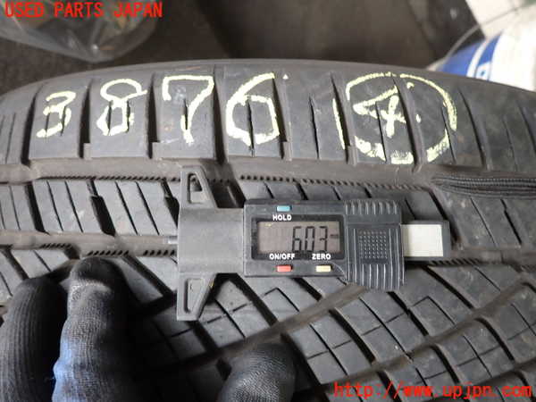 2UPJ-9238769044]ベンツ E220 d(BlueTEC) ステーションワゴン S212(212201C)タイヤ　ホイール　1本④ 245/40ZR1 中古_3