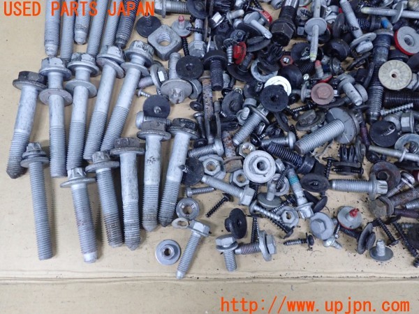 3UPJ=9238770720]BMW ミニ(MINI)クーパー(XR15MW F56)ネジ・ナット・ステー類 セット ジャンク_5