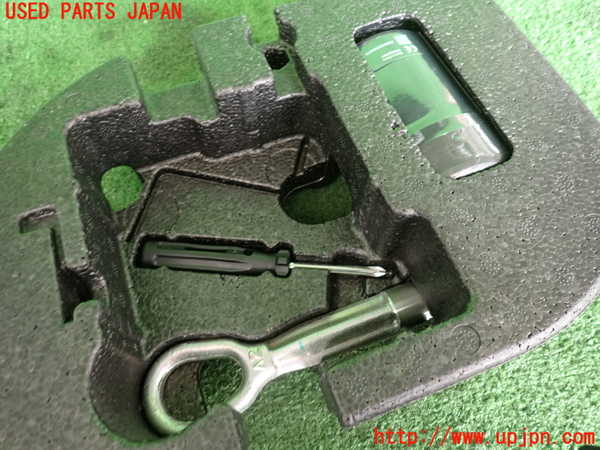 2UPJ-9238777805]BMW ミニ(MINI)クーパー(XR15MW)(F56)車載工具 中古_2