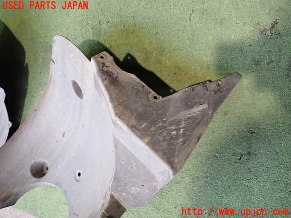 2UPJ-9238781092]ベンツ SLK200 コンプレッサー(171445)左前フェンダーライナー 中古 (R171)_3