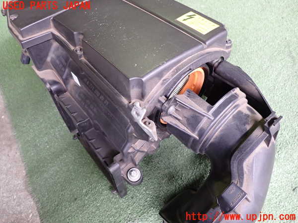 2UPJ-9238782560]ベンツ SLK200 コンプレッサー(171445)エアクリーナーボックス 中古 (R171)_2