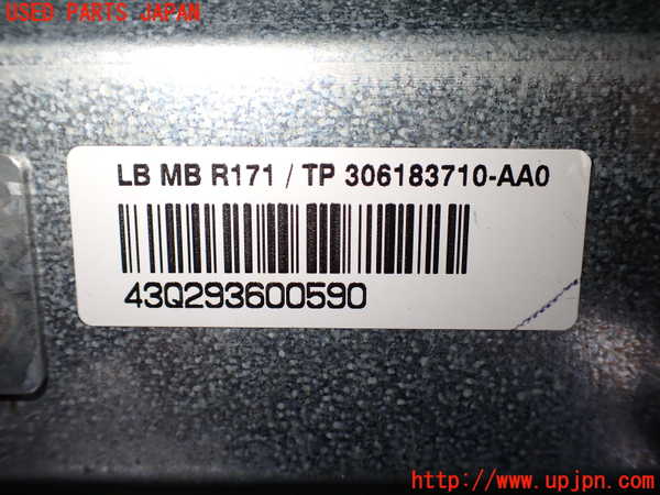 2UPJ-9238787870]ベンツ SLK200 コンプレッサー(171445)助手席側エアバッグカバー 中古 (R171)_3