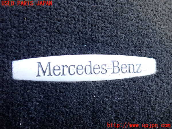2UPJ-9238787800]ベンツ SLK200 コンプレッサー(171445)フロアマット 中古 (R171)_3