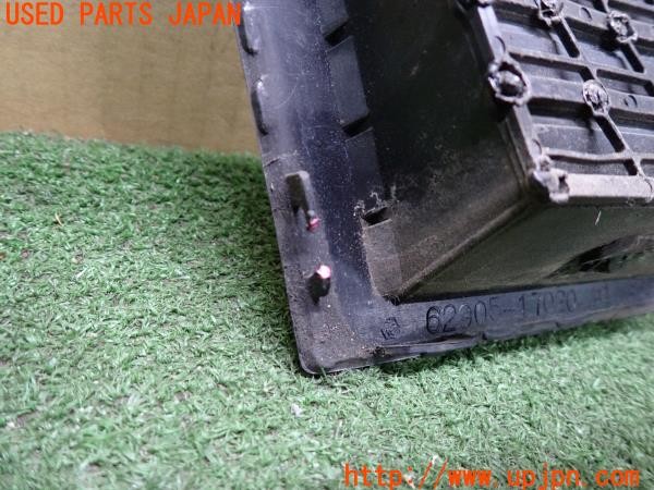 3UPJ=9238790013]MR2 GT-S Tバールーフ(SW20 4型)純正 62905-17020 62906-17020 クォーターベンチレーションルーバー ウィンドウパネル 中古_3