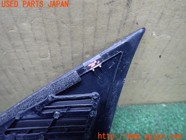 3UPJ=9238790013]MR2 GT-S Tバールーフ(SW20 4型)純正 62905-17020 62906-17020 クォーターベンチレーションルーバー ウィンドウパネル 中古_4