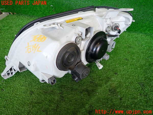 2UPJ-9238801130]クラウン エステート(JZS171W)右ヘッドライト HID 中古_3