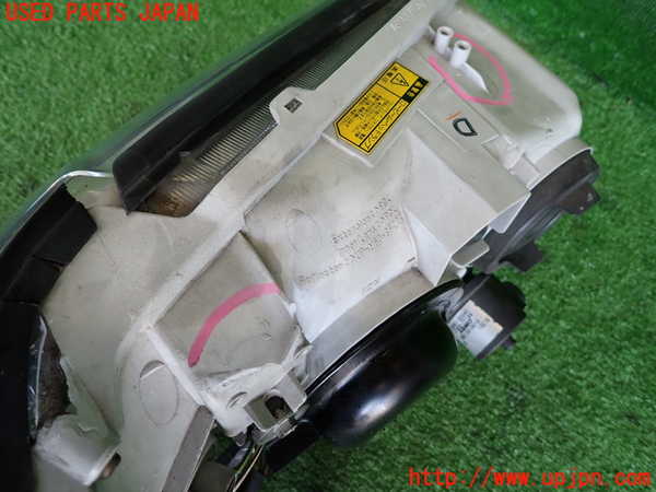 2UPJ-9238801132]クラウン エステート(JZS171W)左ヘッドライト HID ジャンク_2