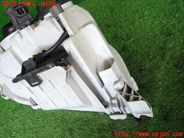 2UPJ-9238801132]クラウン エステート(JZS171W)左ヘッドライト HID ジャンク_4