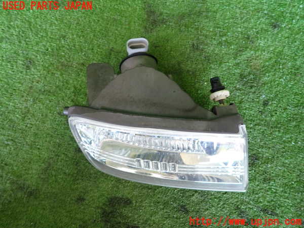 2UPJ-9238801182]クラウン エステート(JZS171W)左フォグ 中古_4