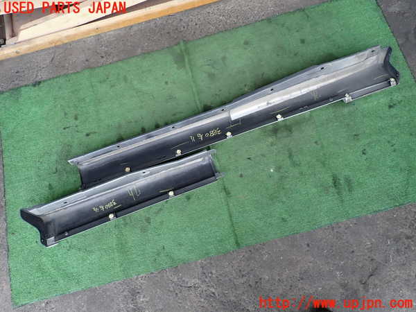 2UPJ-9238801390]クラウン エステート(JZS171W)右サイドステップ 中古_5