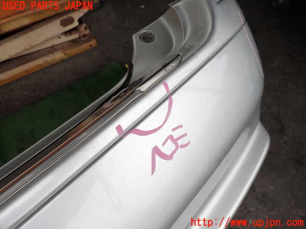 2UPJ-9238801610]クラウン エステート(JZS171W)リアバンパー 中古_5
