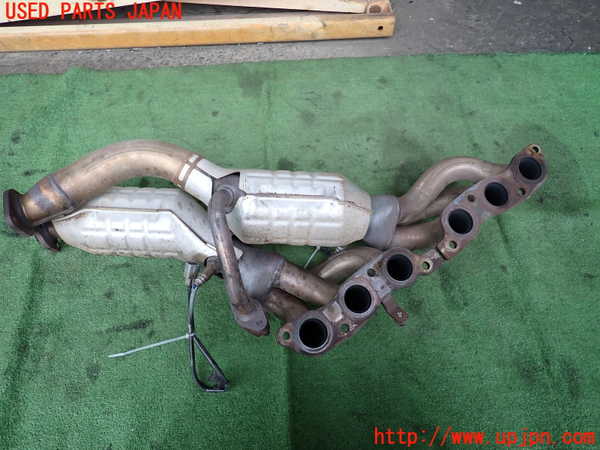 2UPJ-9238802041]クラウン エステート(JZS171W)エキマニ1 触媒 マニバーター 中古_2