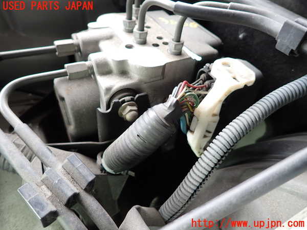 2UPJ-9238804040]クラウン エステート(JZS171W)ABSアクチュエーター 中古_2