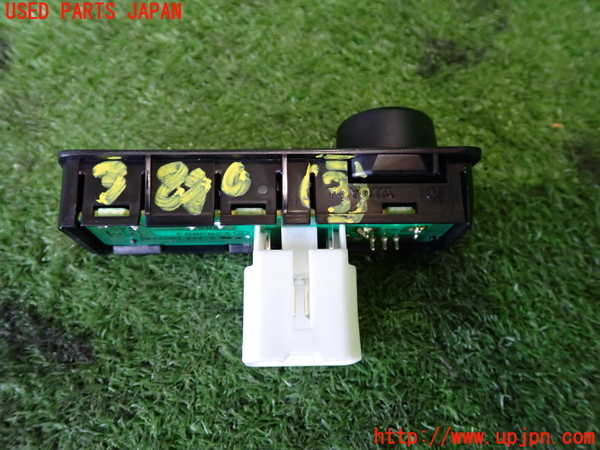 2UPJ-9238806308]クラウン エステート(JZS171W)スイッチ3(ODO TRIP RESET メーター照度) 中古_2